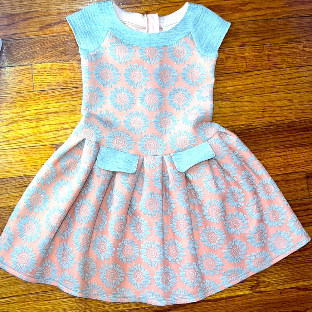 Little Angels Darling Dress Size 4